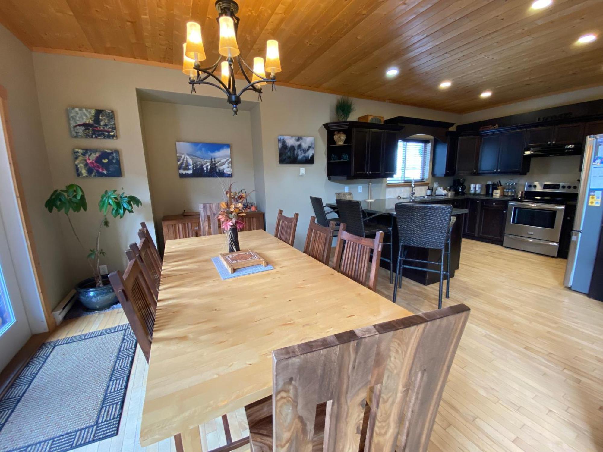 Morrisey Chalet At Sun Peaks Exterior foto